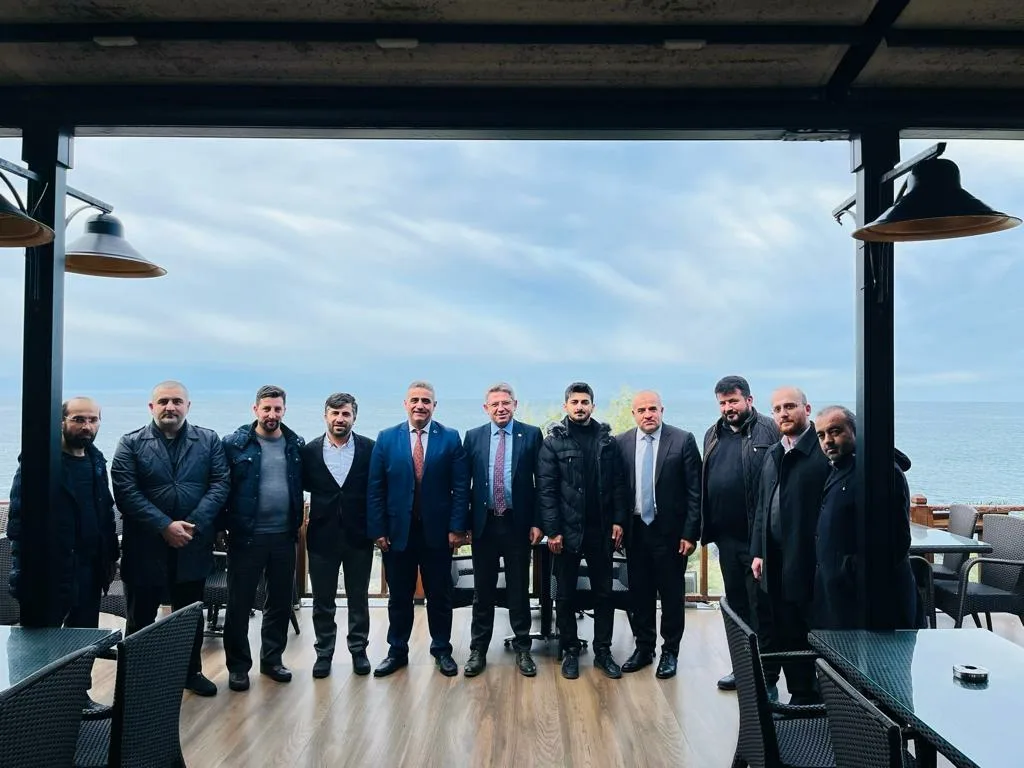 Türk Diyanet Vakıf-Sen Genel Başkan Yardımcıları Rize’de Talep ve Sorunları Dinlediler