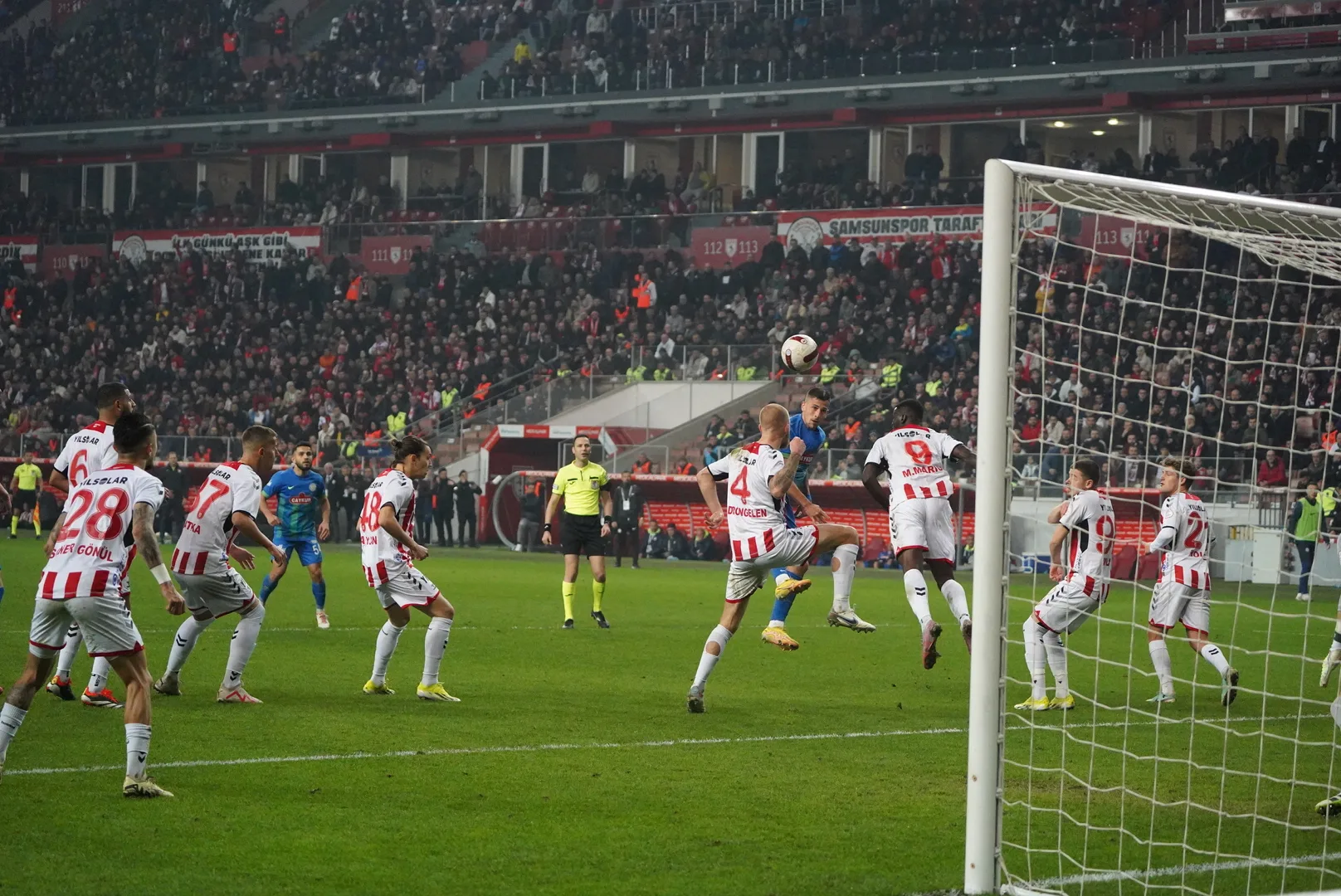 Çaykur Rizespor, Karadeniz derbisinde Samsunspor’a farklı Mağlup oldu