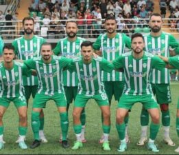 Çayelispor 3. ligde ilk maçta, Silivrispor ile 0-0 berabere kaldı