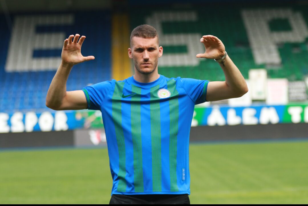 Rizespor’da Kale emin ellerde,Ivo Grbic 1 Yıllık sözleşme imzaladı