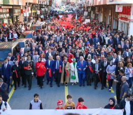 RİZE’DE CUMHURİYET YÜRÜYÜŞÜ..