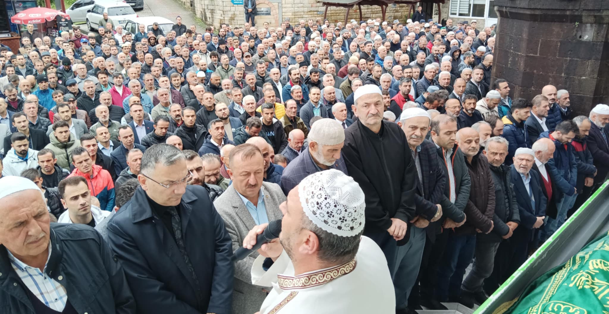 SERDAR SERDAR, KENDİRLİ ‘DE DUALARLA SON YOLCULUĞUNA UĞURLANDI.