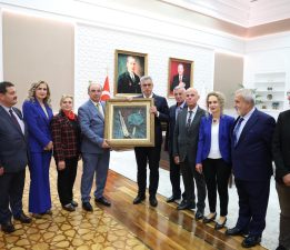 Ankara RİDEF’ten Sağlık Bakanı Prof. Dr. Memişoğlu’na ‘Hayırlı Olsun’ ziyareti