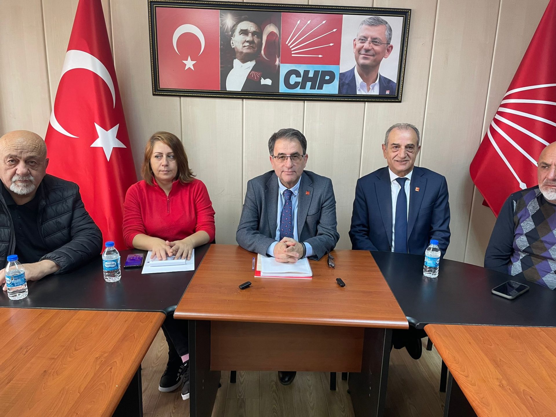 CHP Rize İl Başkanı Saltuk Deniz: “AKP’nin 22 Yıllık İktidarı Ülkeyi Duvara Toslattı”