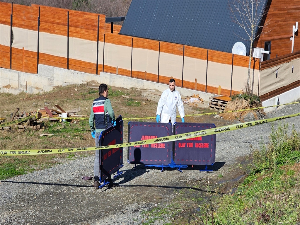 Emekli polis arazi anlasmazligi tartismasinda kardesini oldurdu 2